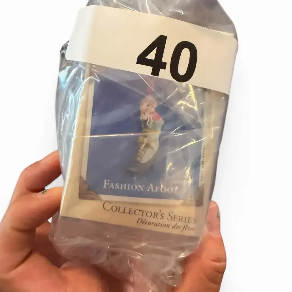 Hallmark Keepsake Ornament Fashion Afoot Collector's Series 2002 Porcelain